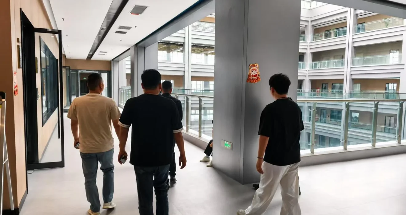拾山科技受邀赴漯河中原食品实验室，以一线实战经验服务企业出海